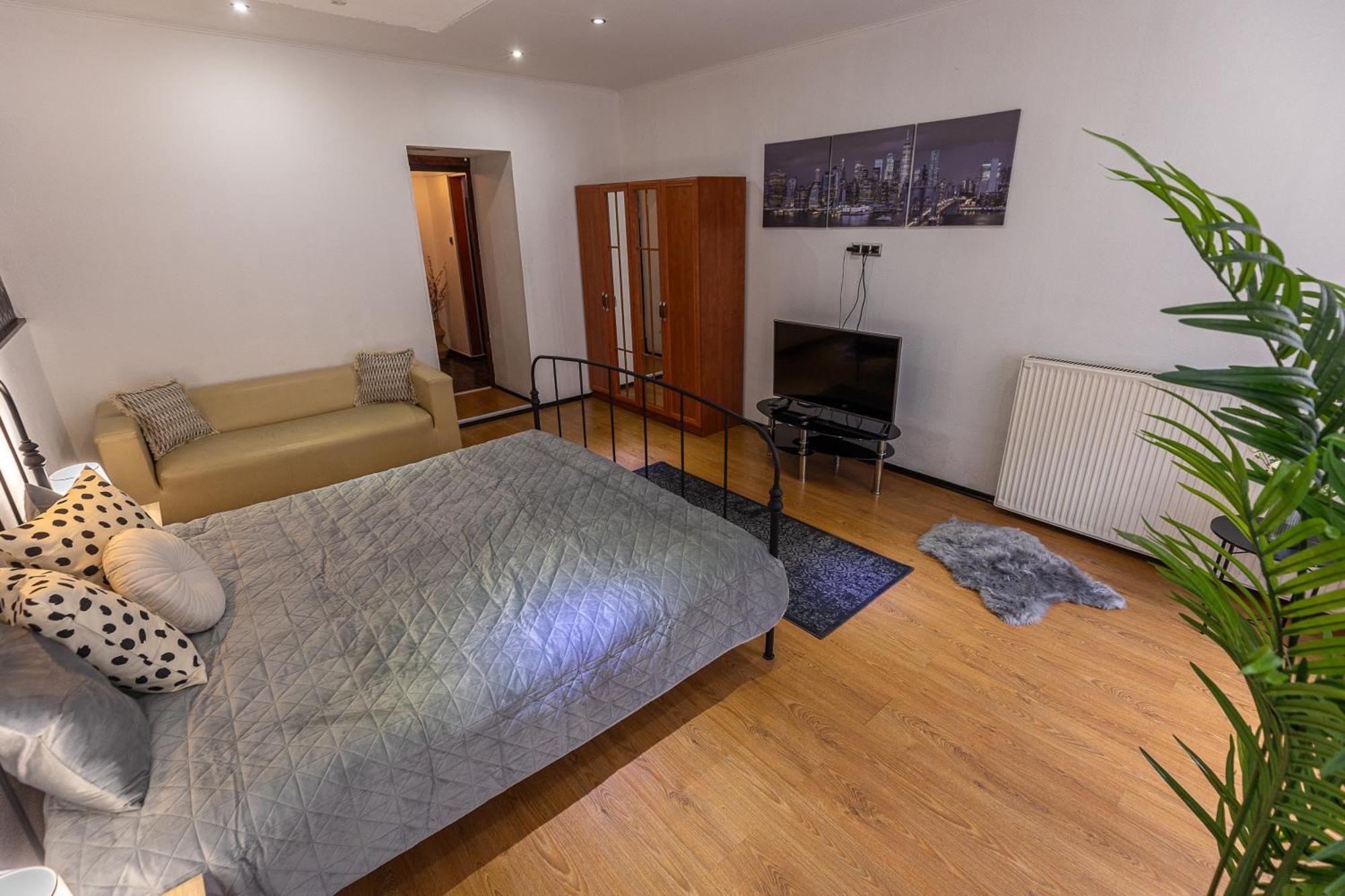 City Vibes Apartment - 3 Bdrms ブダペスト エクステリア 写真