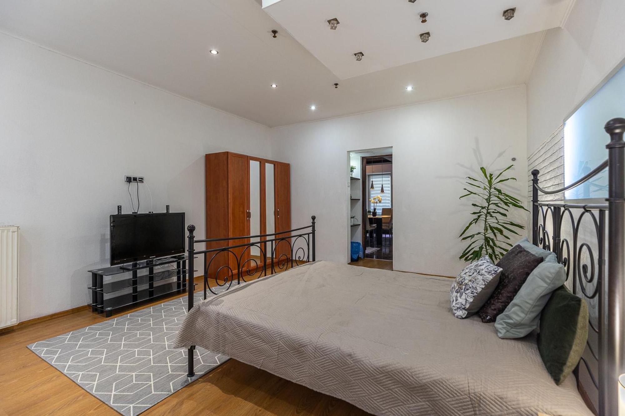 City Vibes Apartment - 3 Bdrms ブダペスト エクステリア 写真
